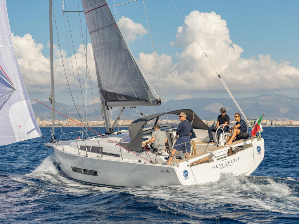 Hanse 360 under seilas