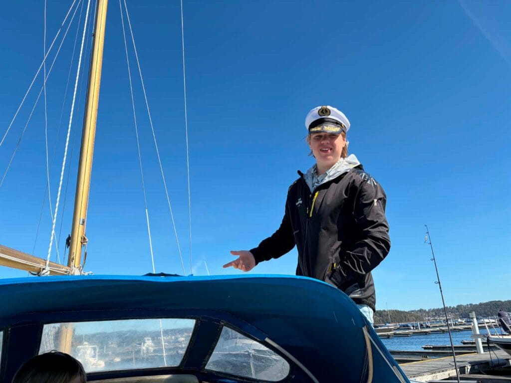 Ung skipper på Albin Vega