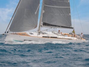 Hanse 510 viser tydelig hva moderne turbåter handler om: plass, stabilitet og god fart.